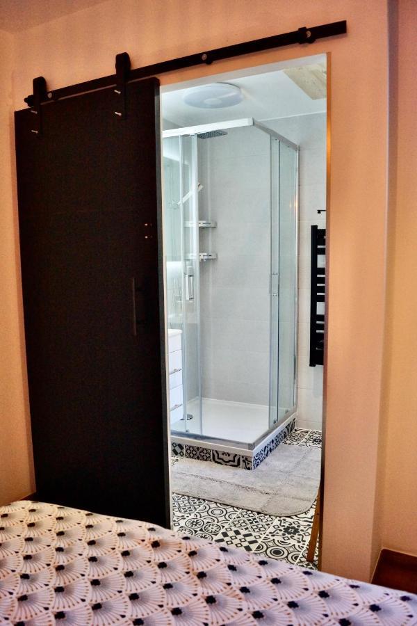 Le Cosy Apartment Крест Екстериор снимка