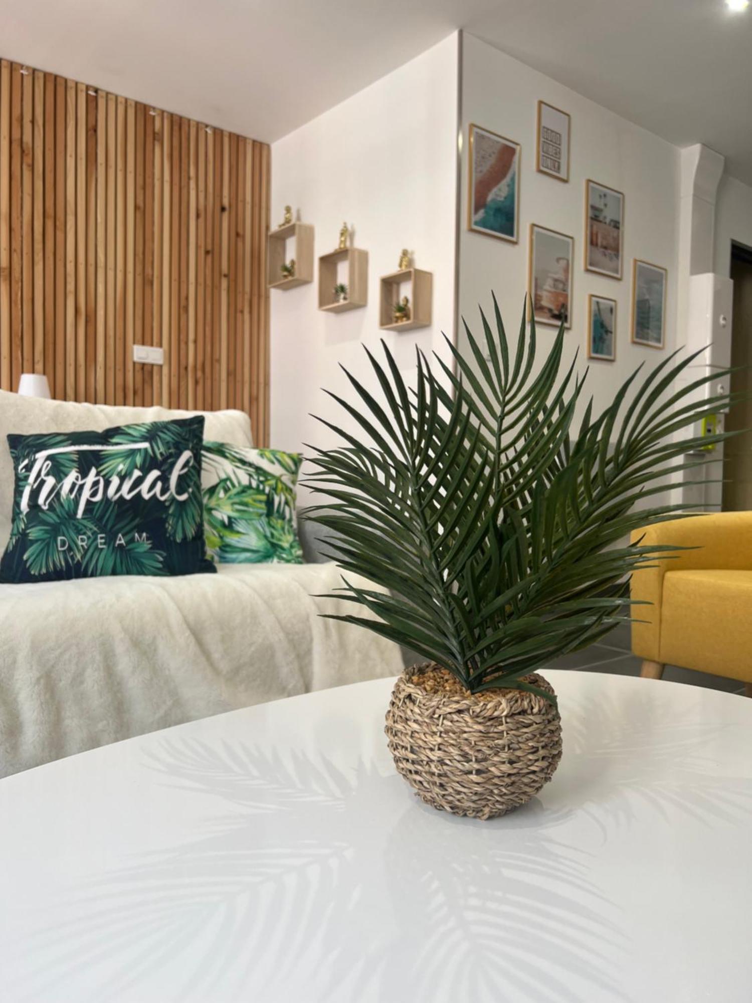 Le Cosy Apartment Крест Екстериор снимка