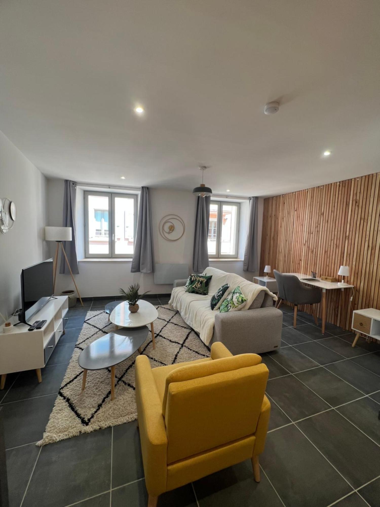 Le Cosy Apartment Крест Екстериор снимка